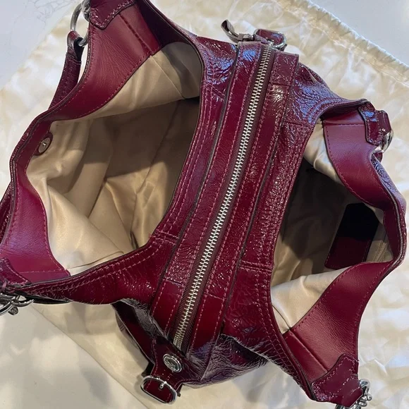 ~RARE Coach Maggie Mia Patent Cranberry Red Leather Handbag Tote Hobo Purse~